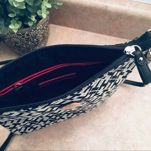 Tommy Hilfiger Bags - TOMMY HILFIGER | Crossbody Bag Tommy Hilfiger Bags - TOMMY HILFIGER | Crossbody Bag